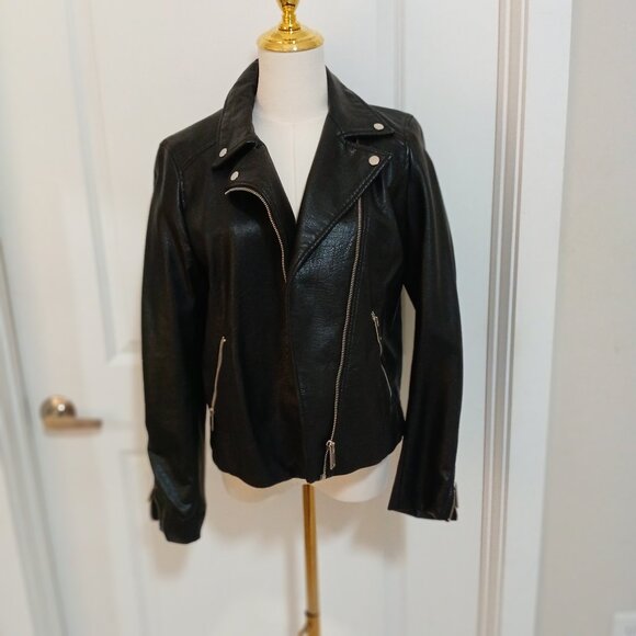 H&M Faux Leather Jacket Women’s Size 8 Black Moto Biker Zip Pockets - Picture 1 of 7